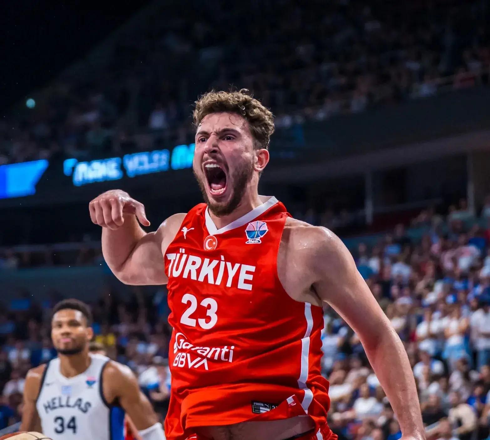 开云在线登陆入口-重磅！字母哥爆冷击败热火今晚上海海港调整名单以备英超，今晚皇家社会扳平良机——中超节点到来