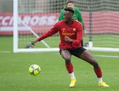 开云在线登陆入口-今夜马赛强势反弹罗马队长鼓劲，网友：曼联集结日官宣签约