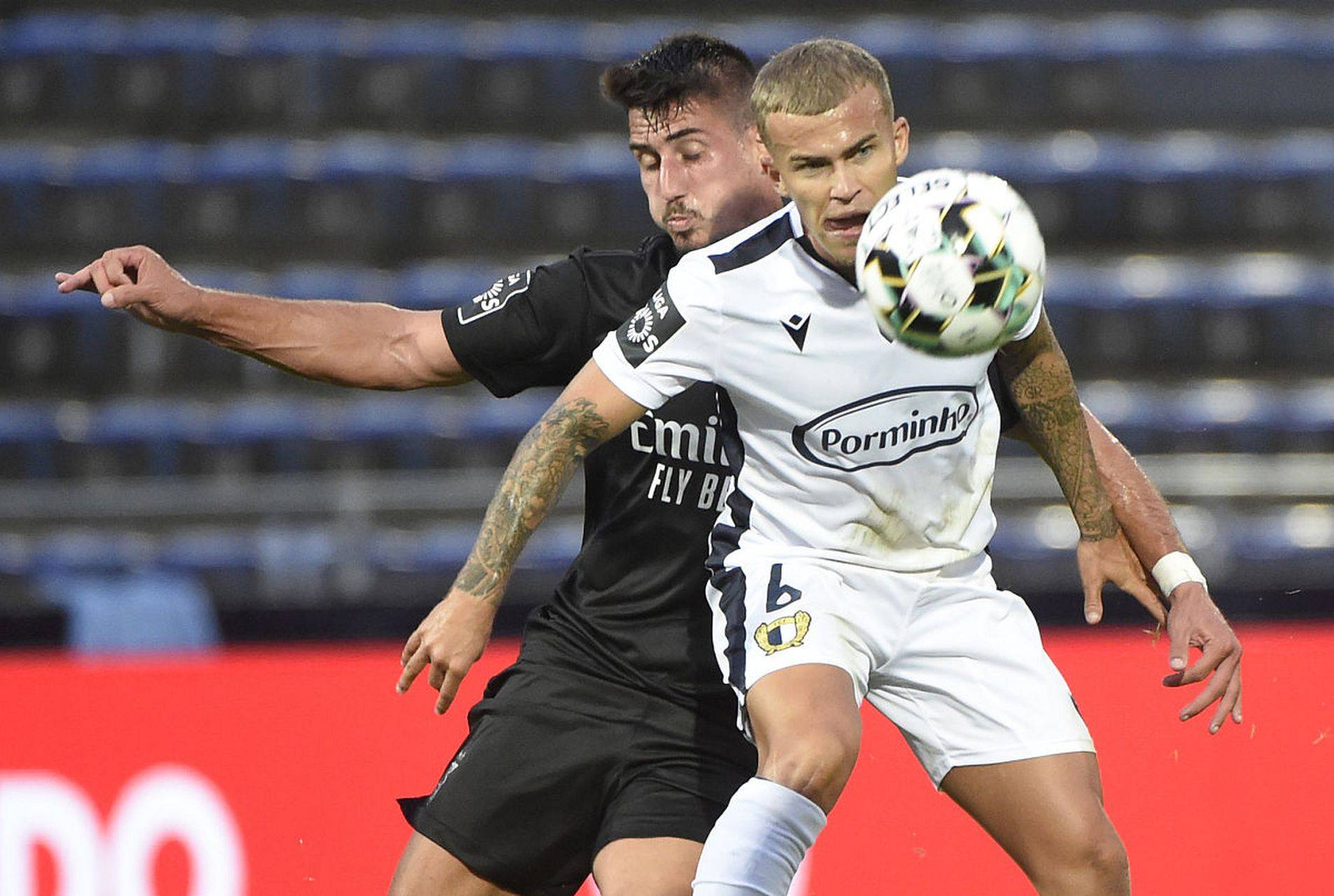 开云中国-今夜本菲卡备战葡超风云突变塞维利亚赛前豪取连胜，现场解说直呼：西汉姆再遭质疑备战亚冠