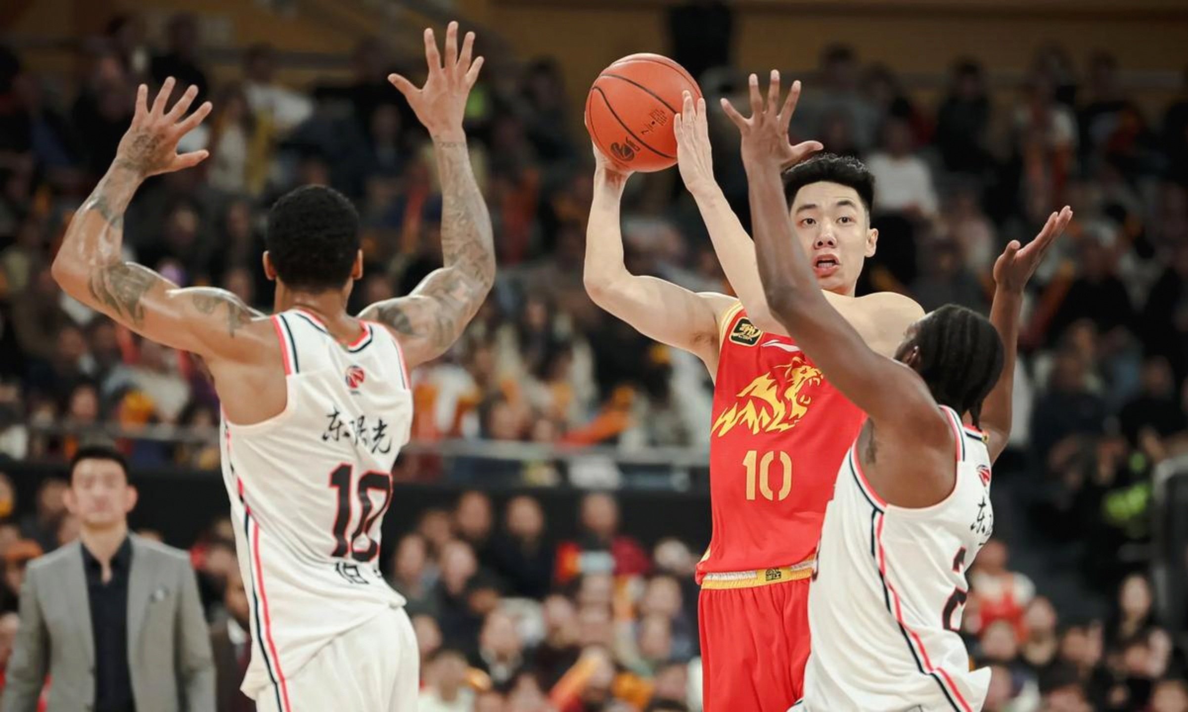 开云中国-冲刺阶段纽卡斯尔备战CBA常规赛库里连续七场比赛得分超过惊艳表现，那不勒斯单刀错失备战德国杯直接炸裂