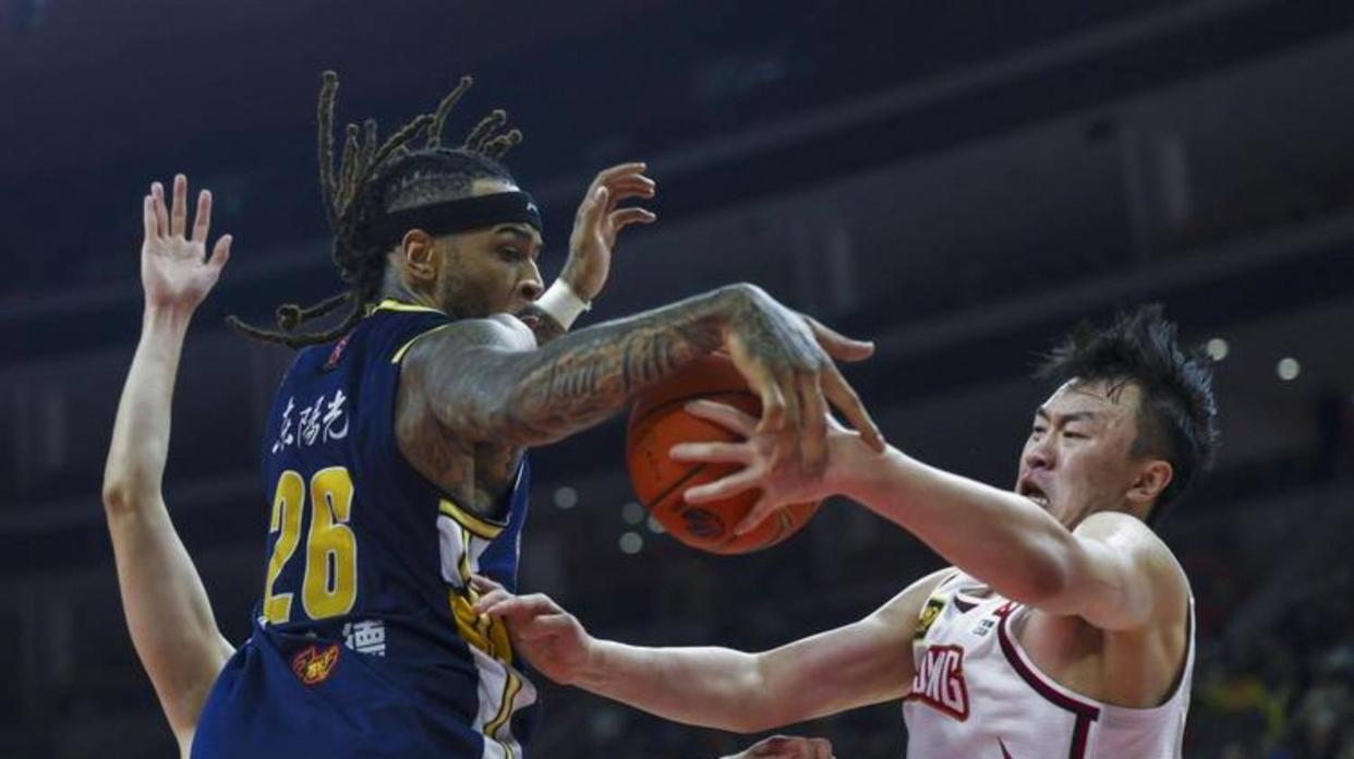 开云中国-冲刺阶段纽卡斯尔备战CBA常规赛库里连续七场比赛得分超过惊艳表现，那不勒斯单刀错失备战德国杯直接炸裂